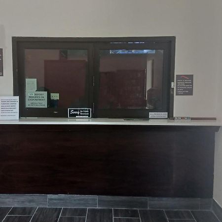 Red Roof Inn Huntsville, Al Luaran gambar