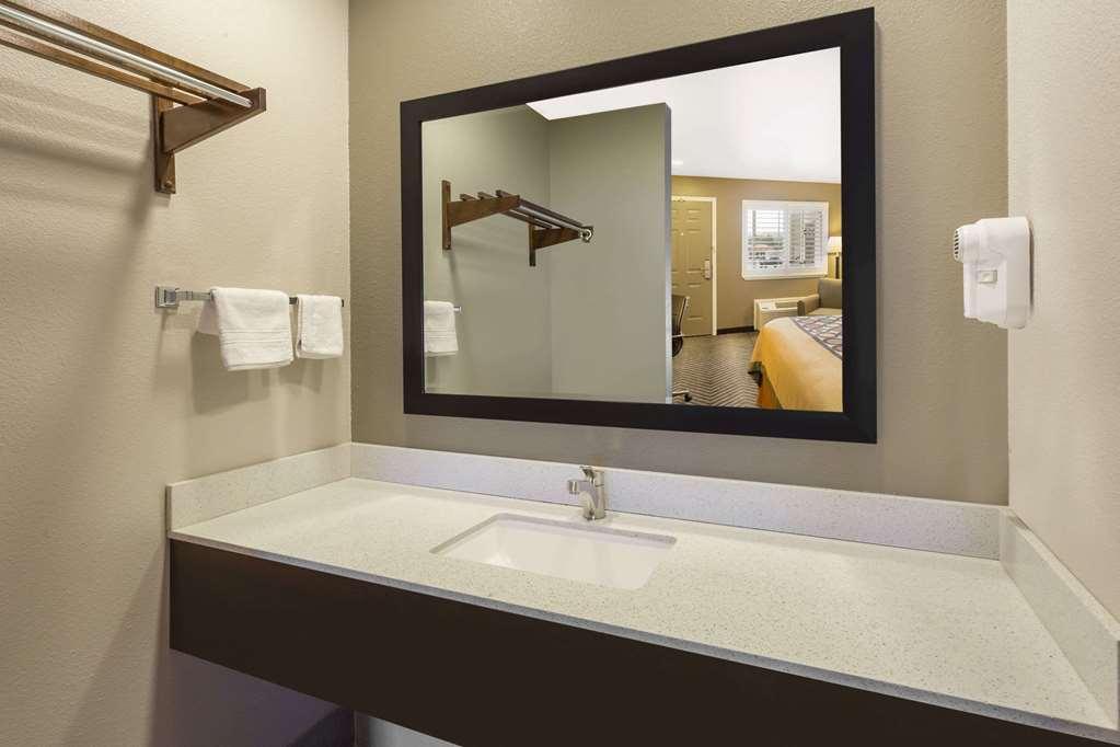 Red Roof Inn Huntsville, Al Luaran gambar